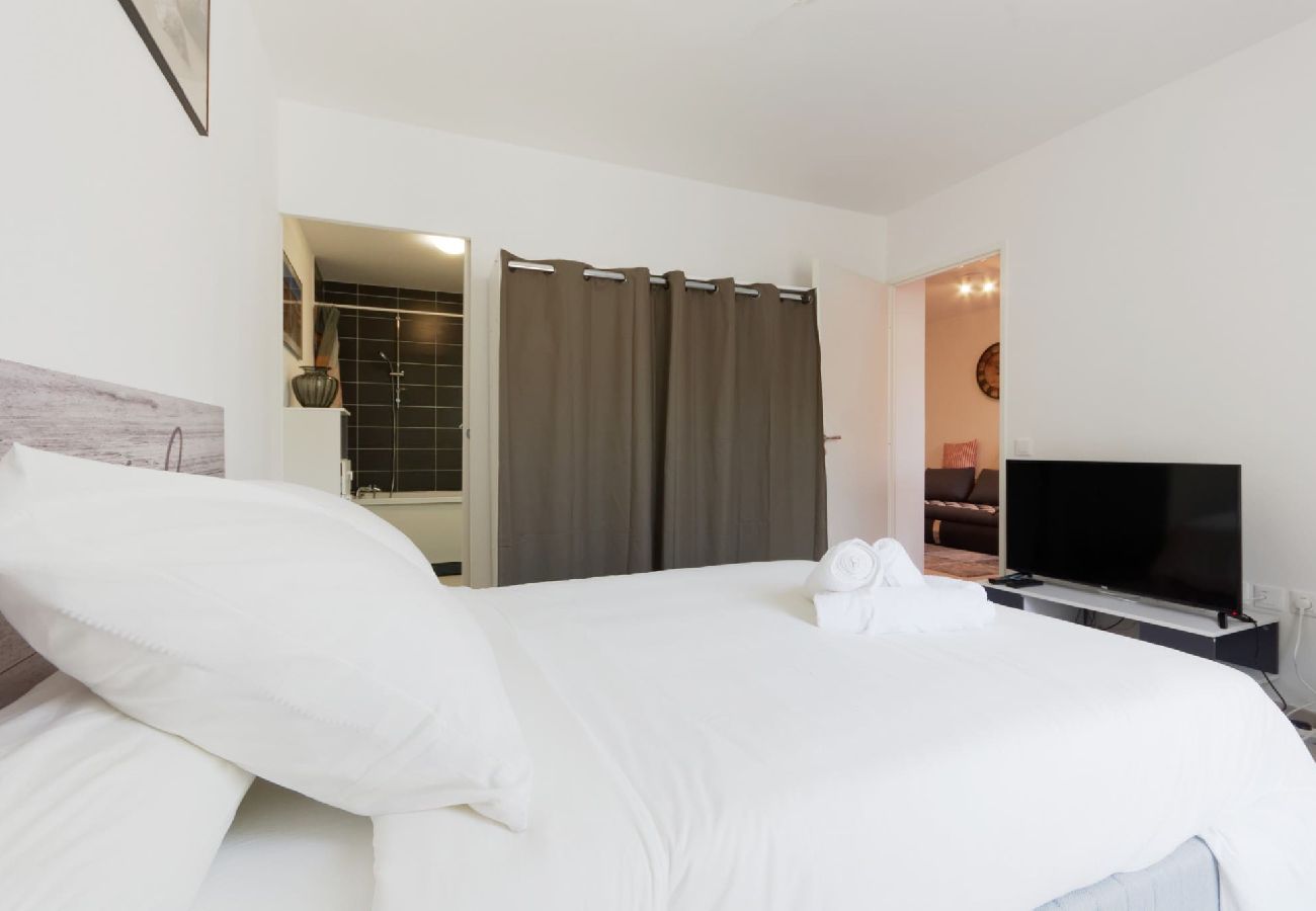 Apartment in Marseilles - Captura - Appart Climatisé - Parking - Balcon