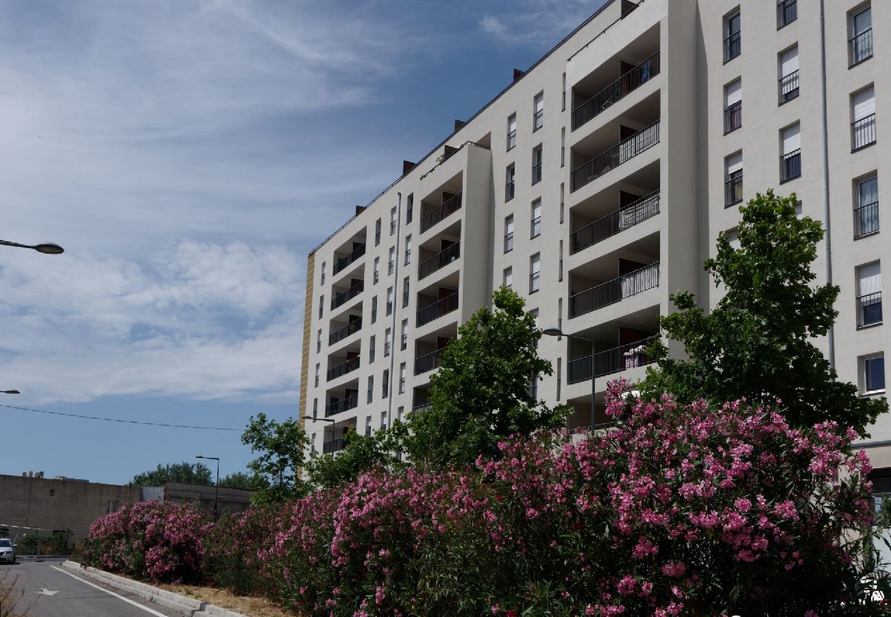 Apartment in Marseilles - Captura - Appart Climatisé - Parking - Balcon