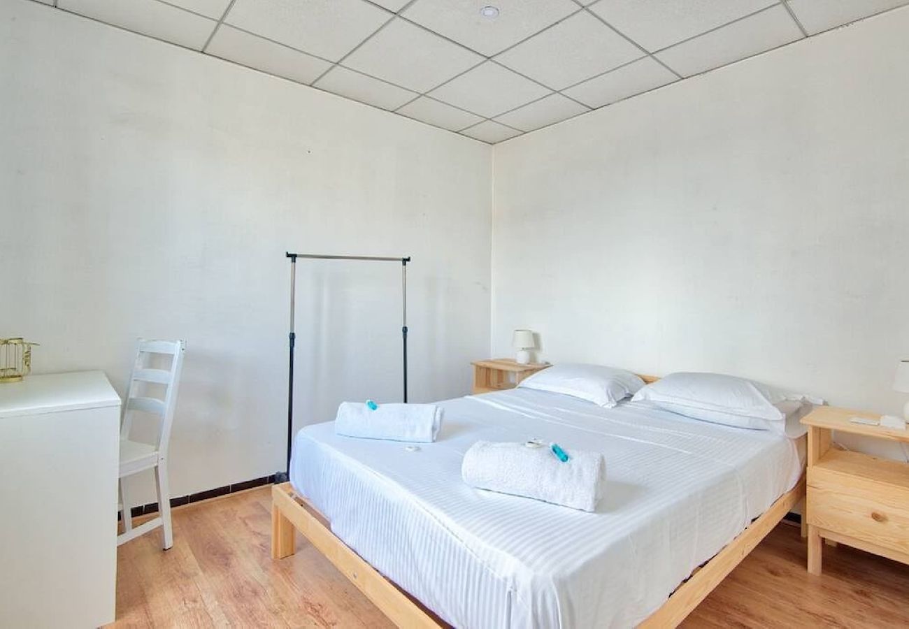 Apartment in Marseilles - MICHELET 2 · T4 à 14 min à pied du Stade Vélodrome