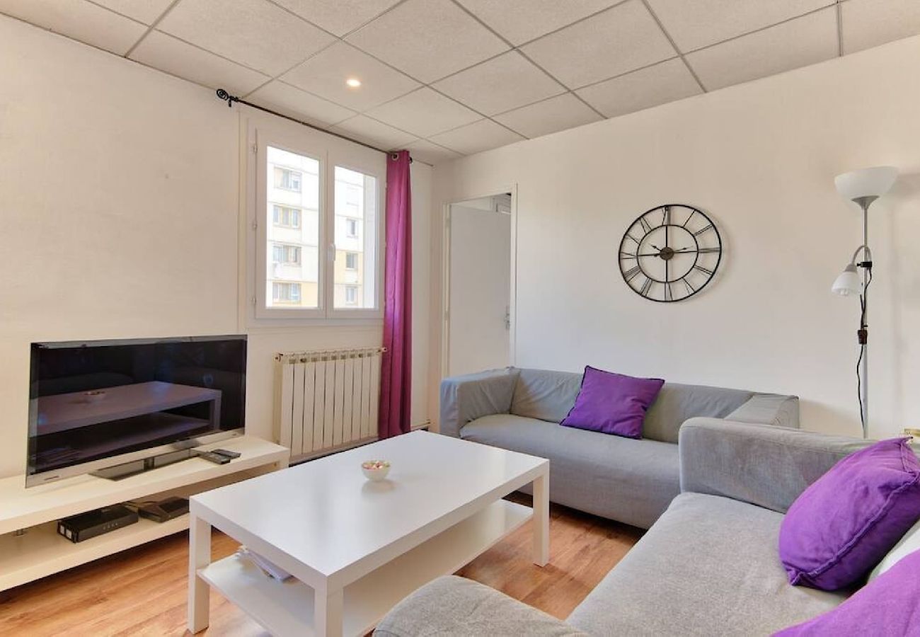 Apartment in Marseilles - MICHELET 2 · T4 à 14 min à pied du Stade Vélodrome