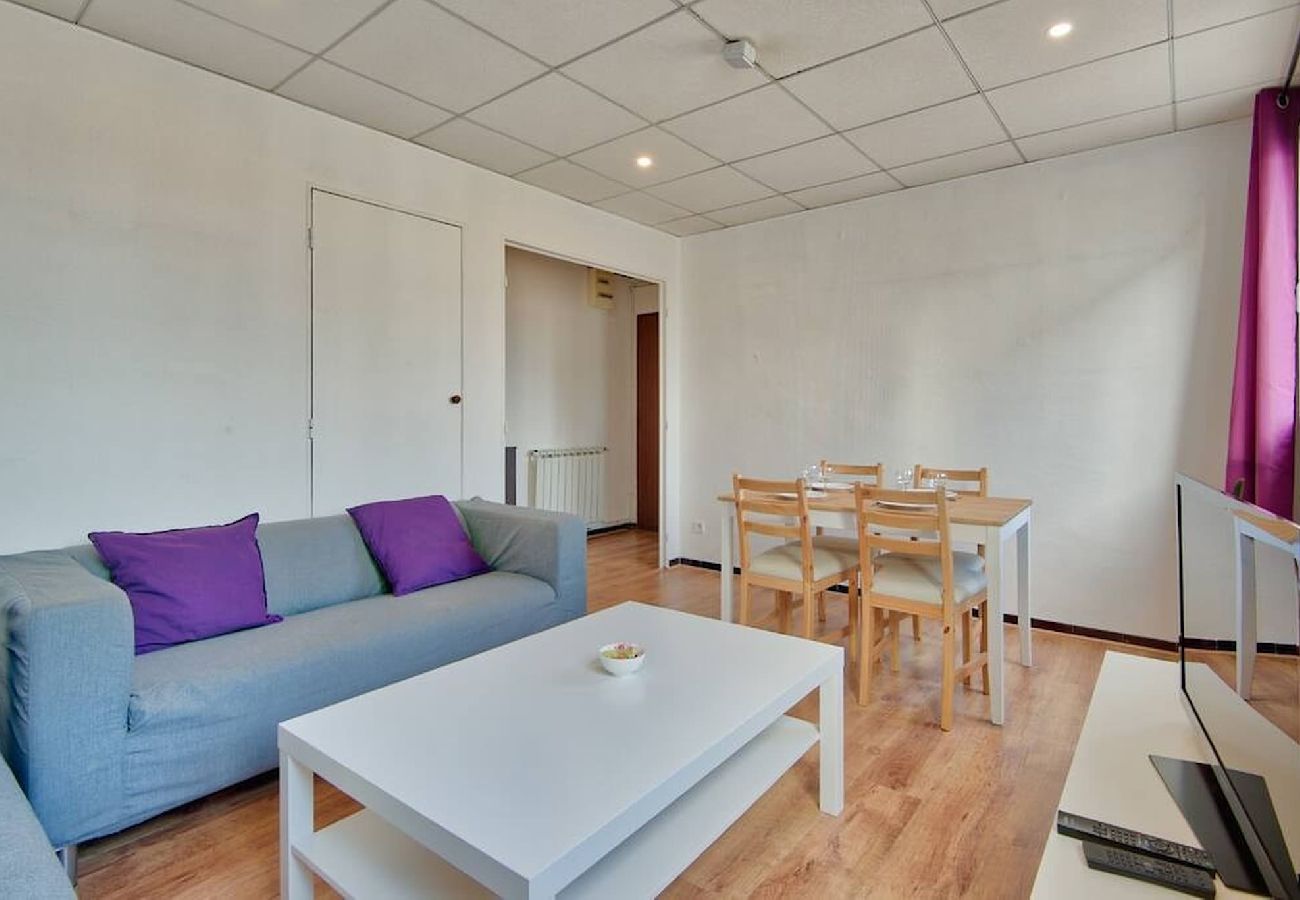 Apartment in Marseilles - MICHELET 2 · T4 à 14 min à pied du Stade Vélodrome