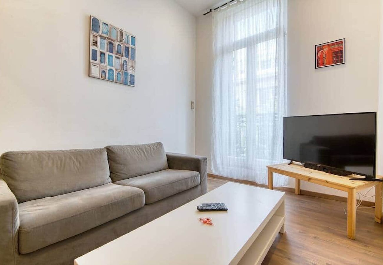 Apartment in Marseilles - SCHUMAN 2 · SCHUMAN 2 - Le bonheur de la Joliette