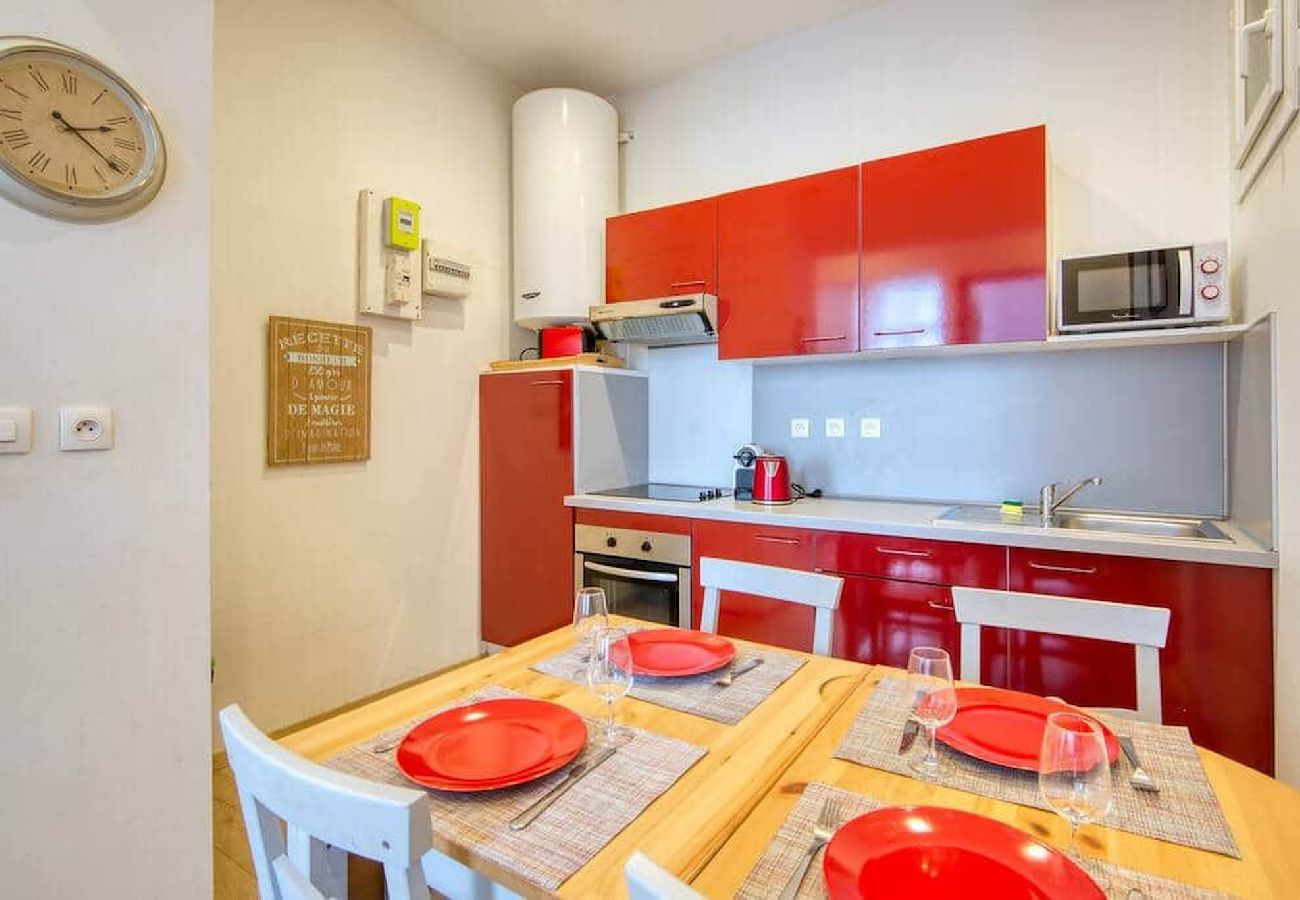 Apartment in Marseilles - SCHUMAN 2 · SCHUMAN 2 - Le bonheur de la Joliette