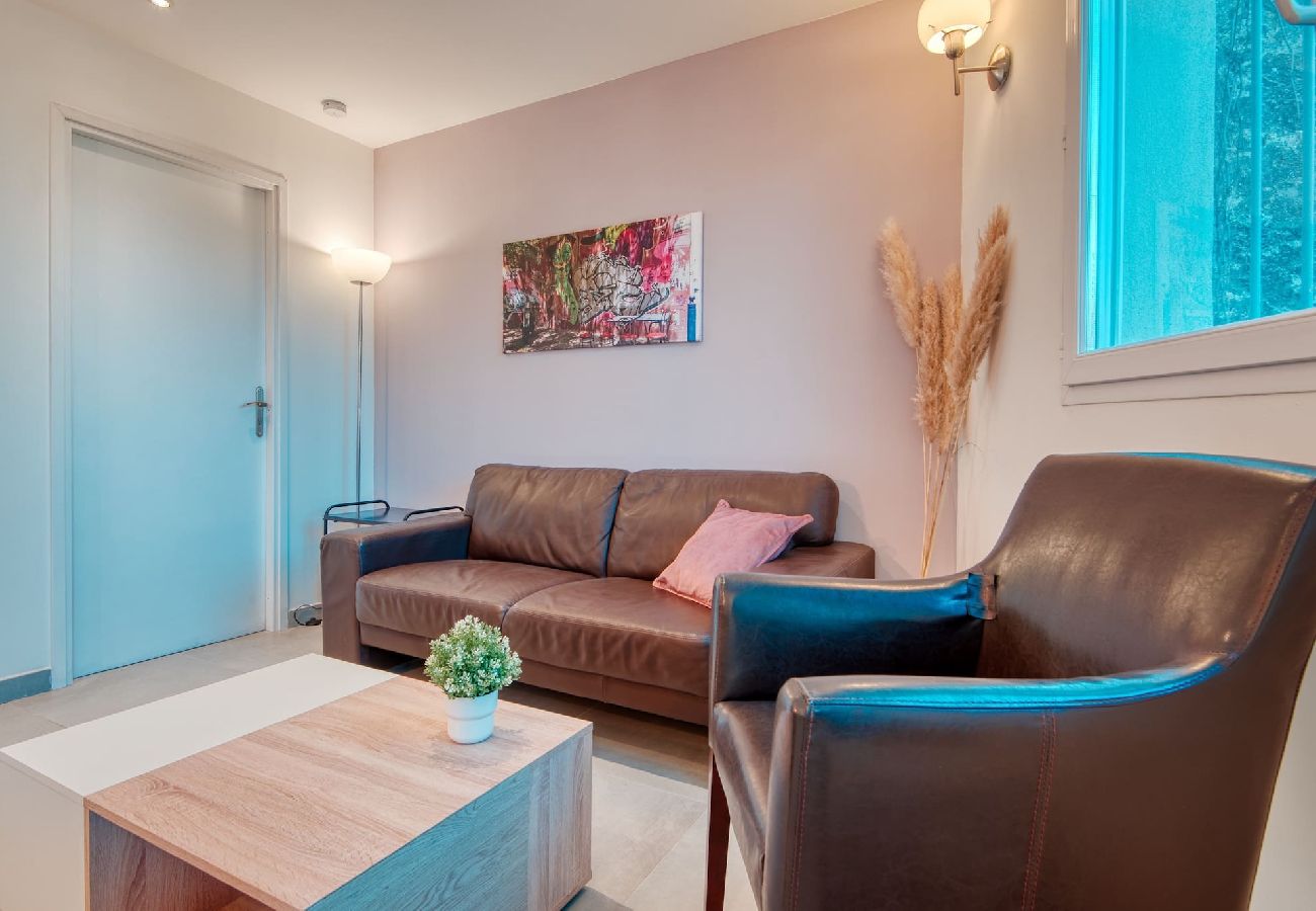 Apartment in Marseilles - Le 102 - T2 Climatisé à la Belle de Mai