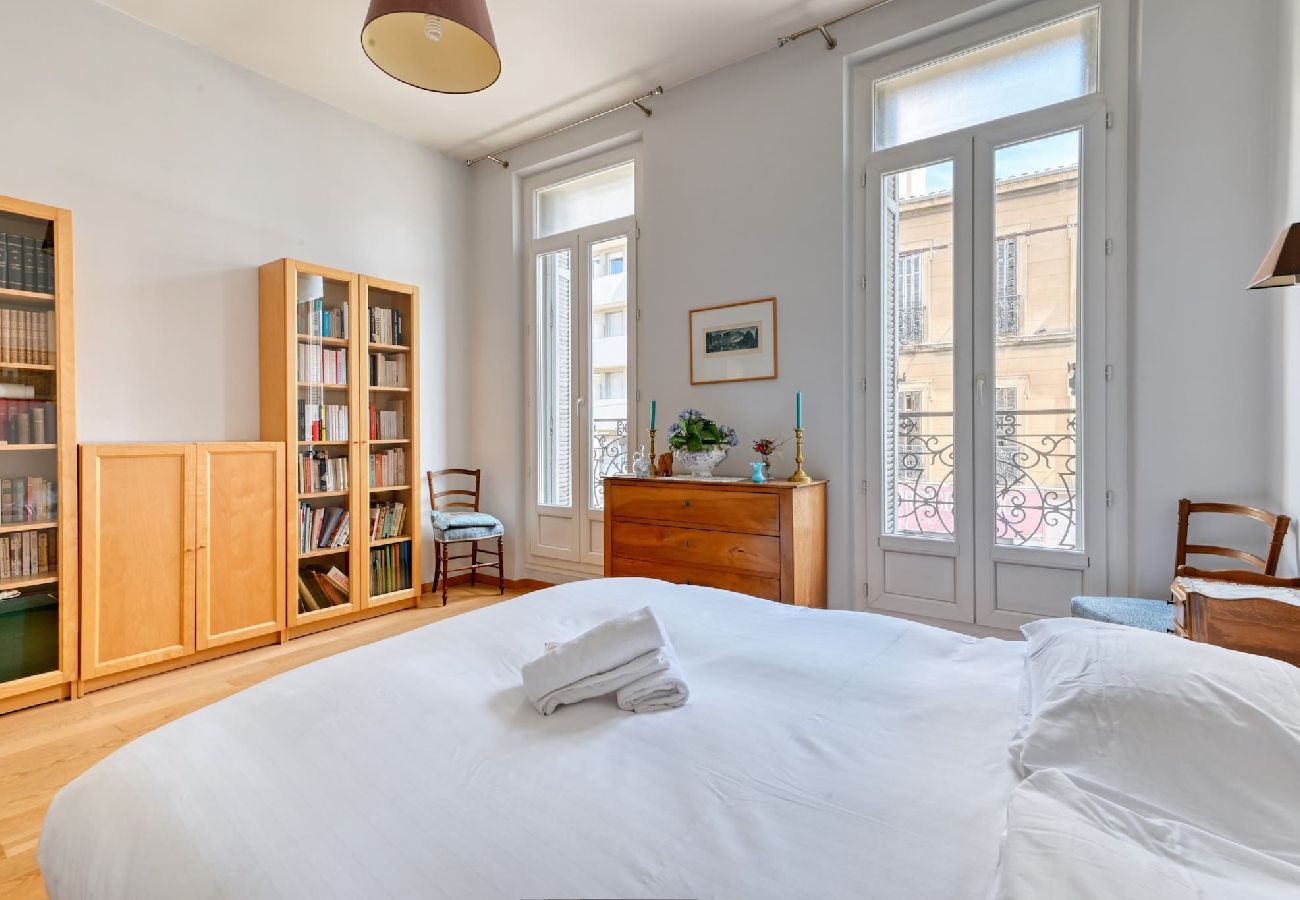 Apartment in Marseilles - CAPELETTE · T3 climatisé à la Capelette