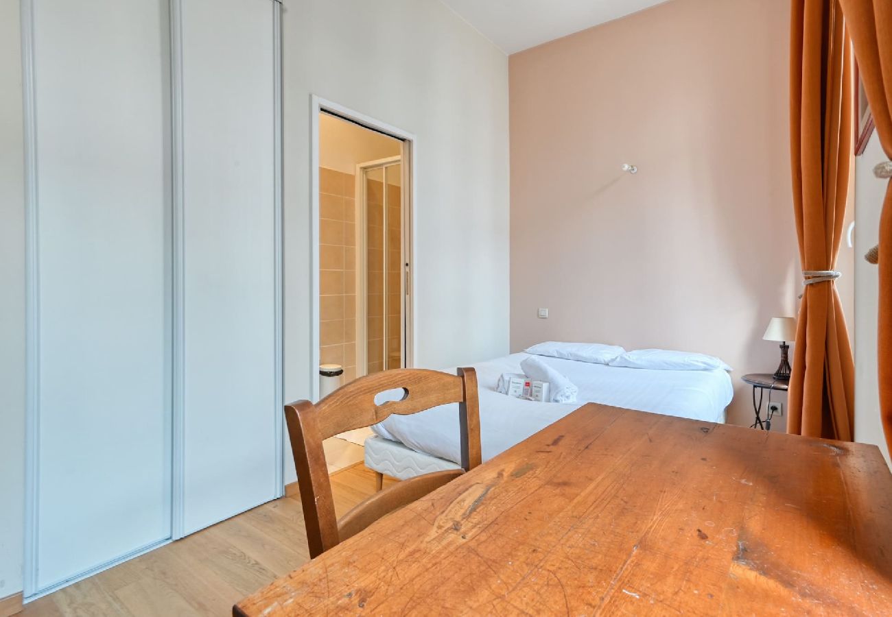 Apartment in Marseilles - CAPELETTE · T3 climatisé à la Capelette