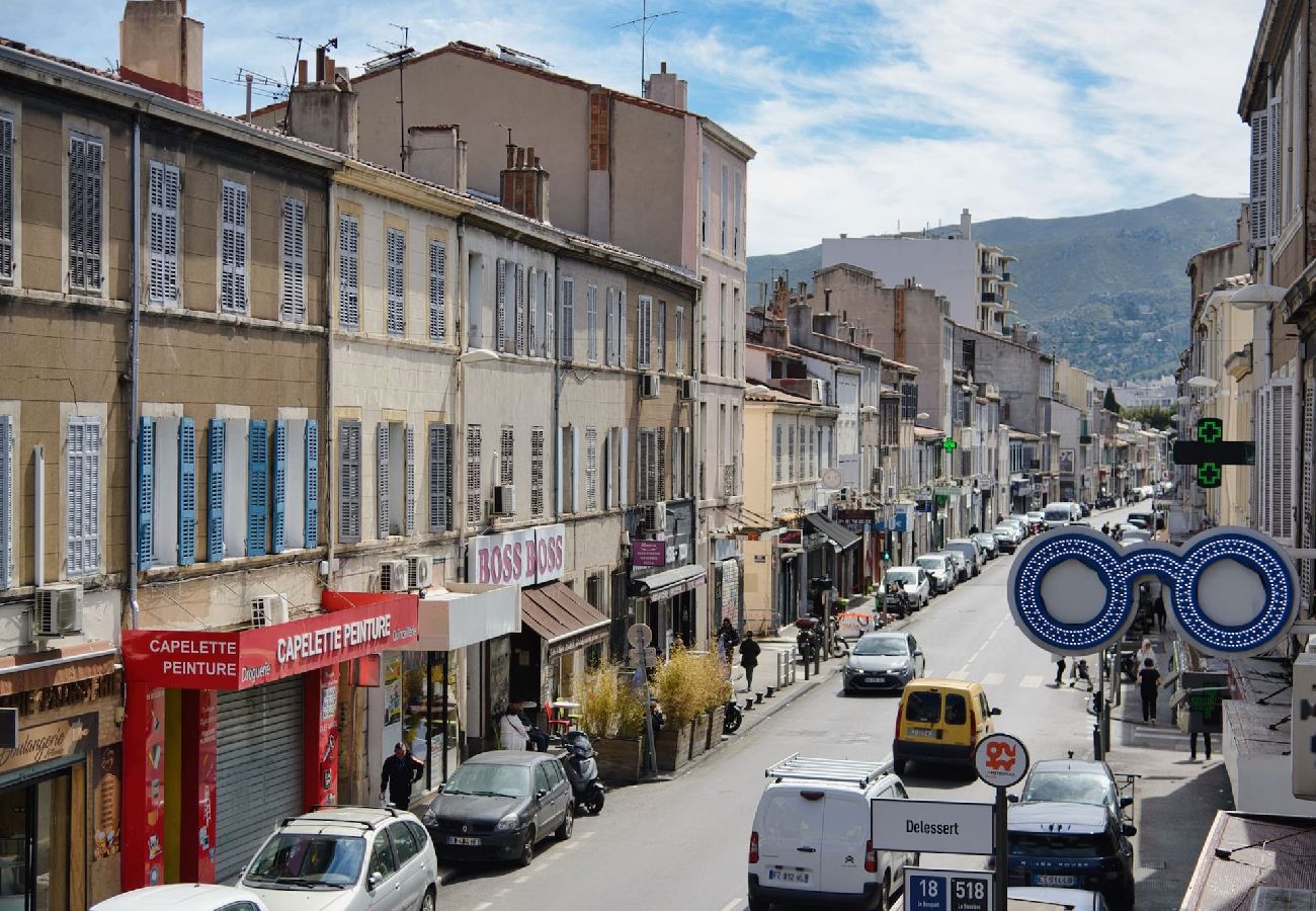 Apartment in Marseilles - CAPELETTE · T3 climatisé à la Capelette