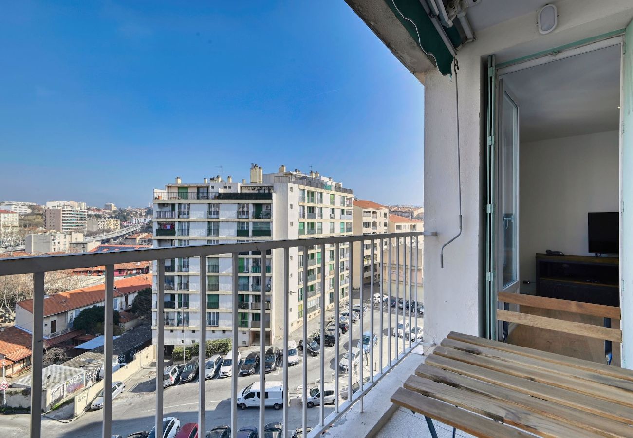 Apartment in Marseilles - NOTRE DAME · T4 avec garage 3 min Autoroute