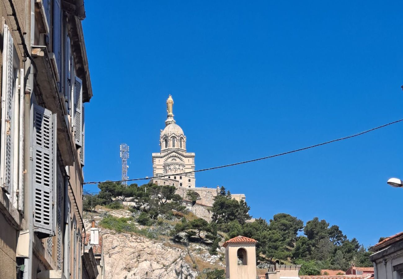 Apartment in Marseilles - Vauban- Studio à 10 min de Notre-Dame de