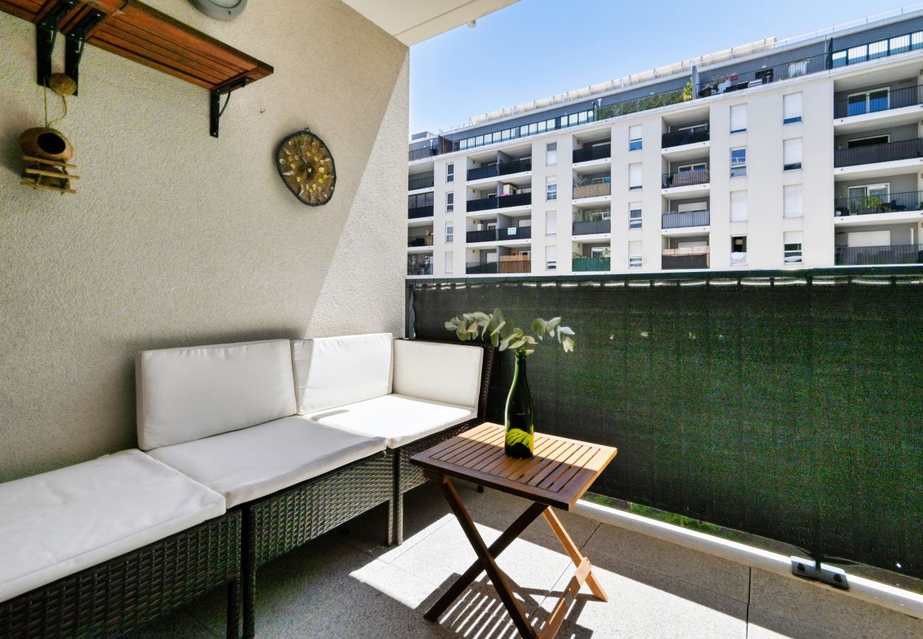 Apartment in Marseilles - Paillas - T3 climatisé avec balcon et parking