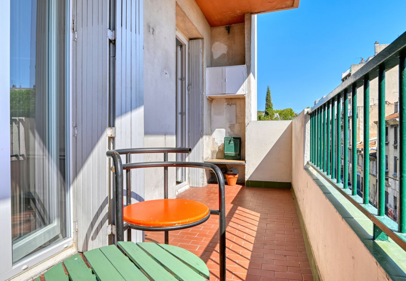 Apartment in Marseilles - BLANCARDE - T4 avec balcon à La Blancarde