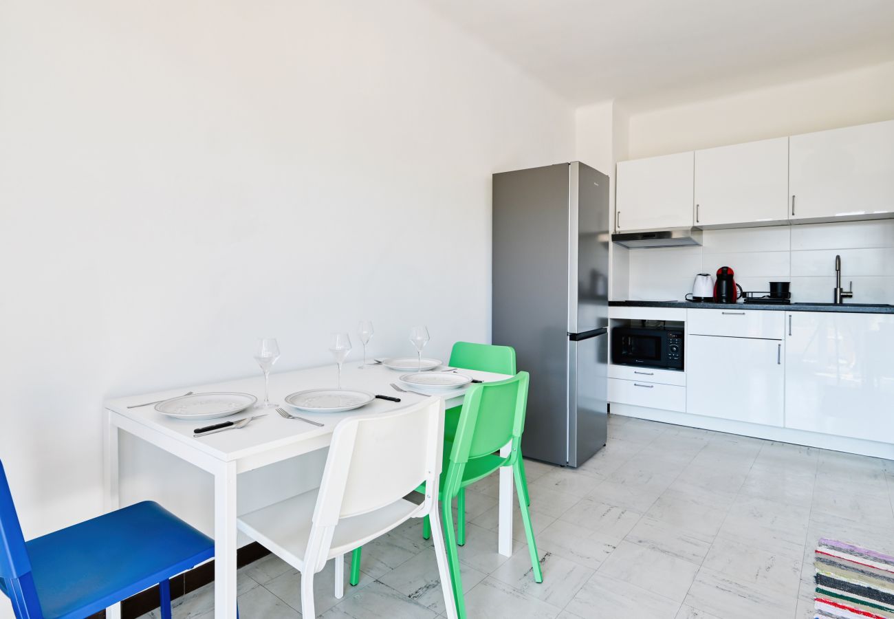 Apartment in Marseilles - BLANCARDE - T4 avec balcon à La Blancarde