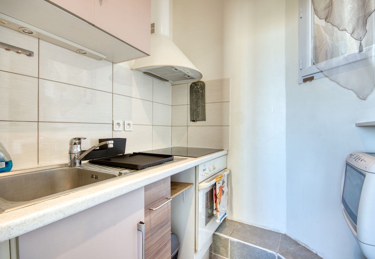 Apartment in Marseilles - STRASBOURG–T2 centre-ville à pied Gare St-Charles