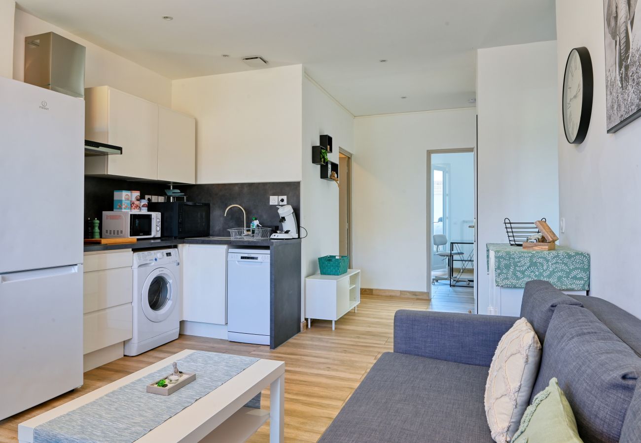 Apartment in Marseilles - RABATAU-Appart T4 avec balcon à 1/4h du métro