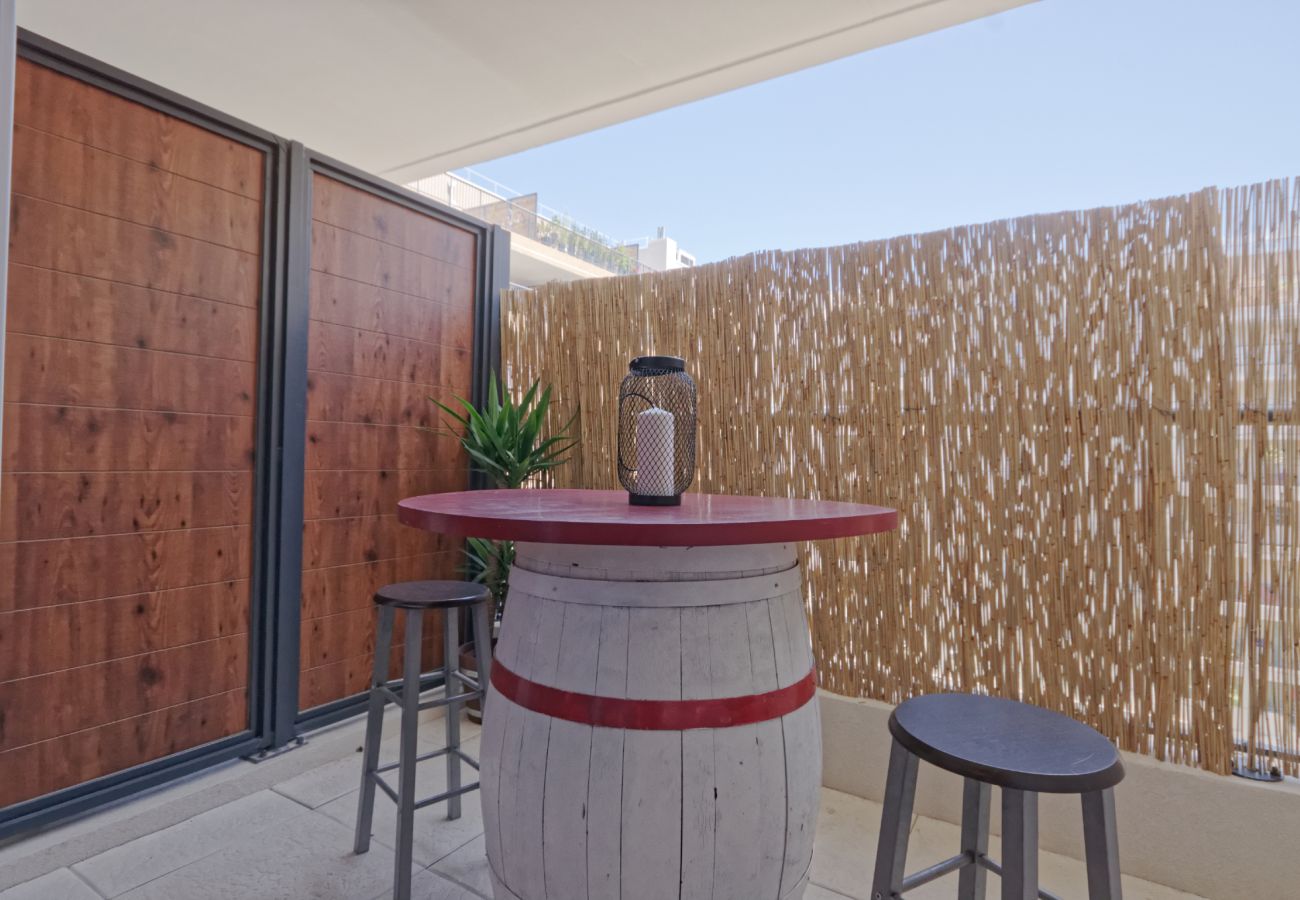 Apartment in Marseilles - CAPTURA - T2 Premium-Terrasse-Parking gratuit
