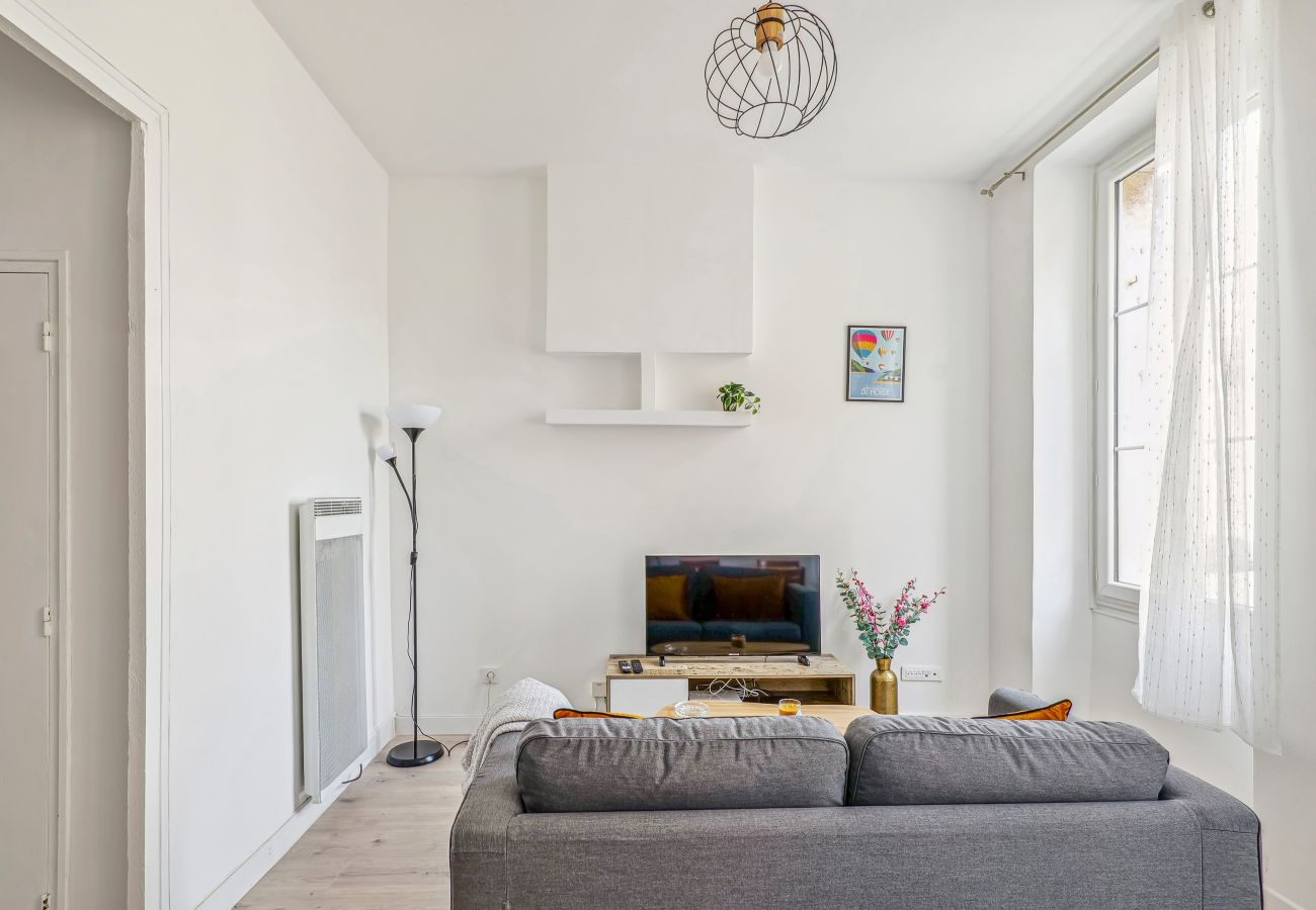 Apartment in Marseilles - MONTOLIEU -T2 à 7 min à pied du Vieux-Port