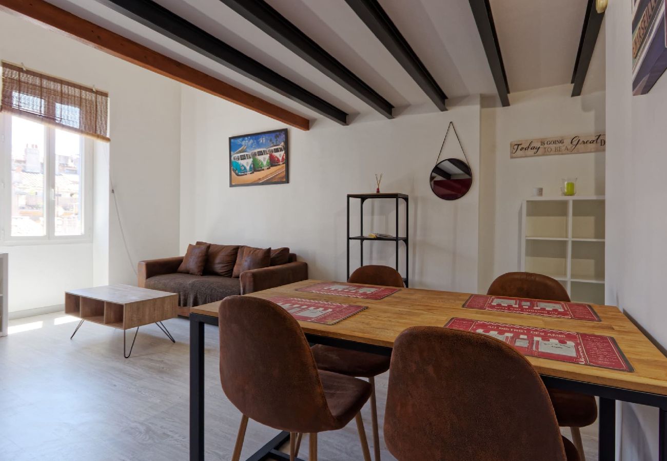 Appartement à Marseille - JT COURS - Eldorado Réformé Canebière