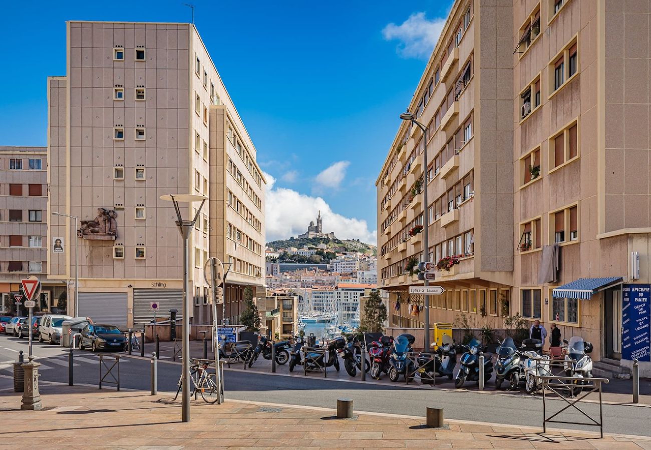 Appartement à Marseille - MUETTES 4 - Confortable T3, Classé 4*, Climatisé a