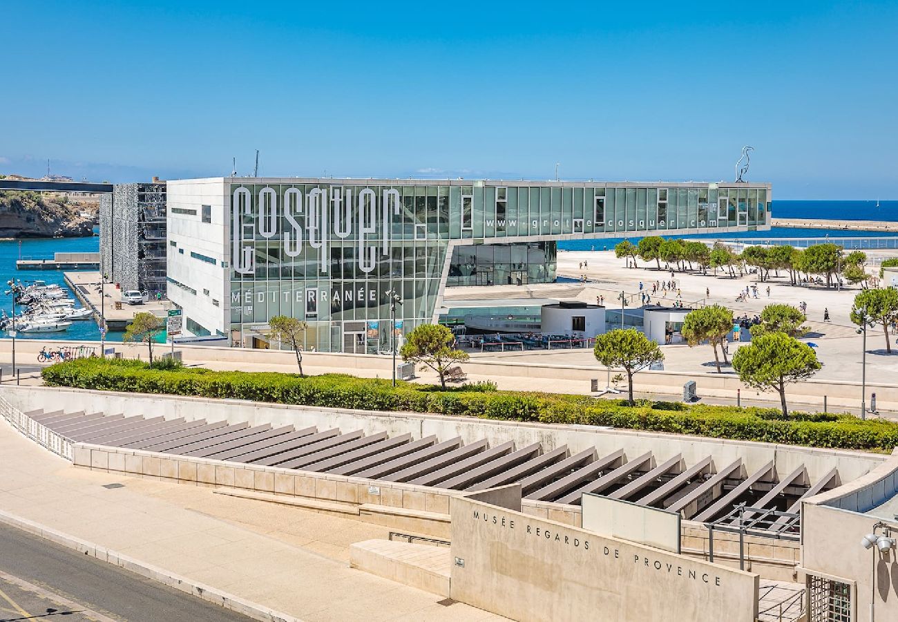 Appartement à Marseille - LA MAJOR 1 - Majestueux T4 Climatisé au Panier