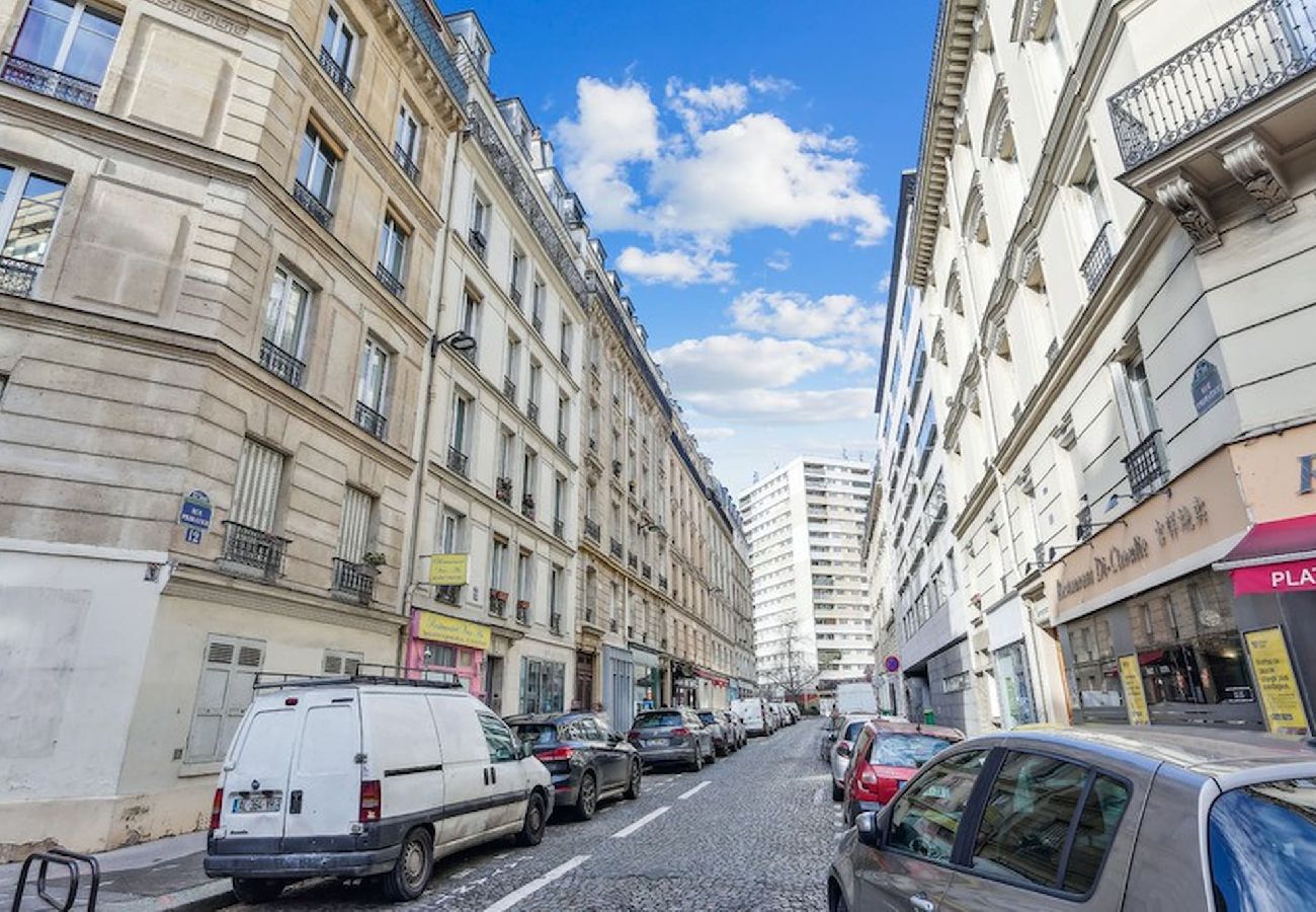 Appartement à Paris - PRIMATICE · Authentique 2 Pièces - Paris 13e