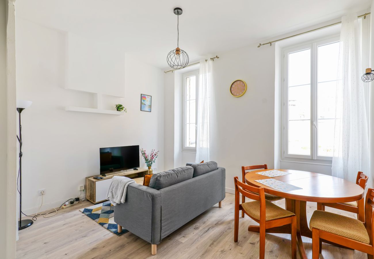 Appartement à Marseille - MONTOLIEU -T2 à 7 min à pied du Vieux-Port
