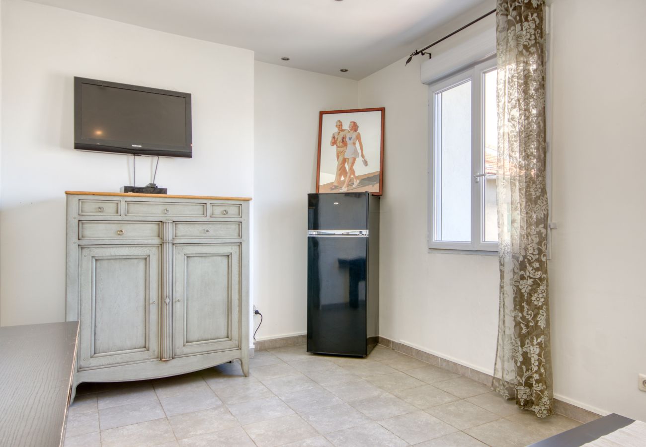 Appartement à Marseille - STRASBOURG - Magnifique T2 Belle de Mai