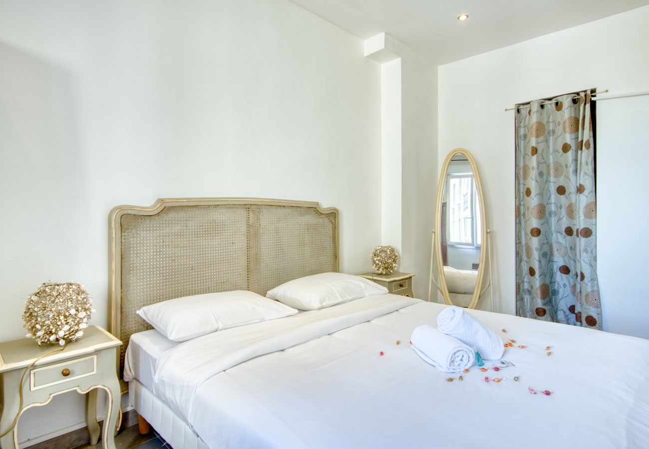 Appartement à Marseille - STRASBOURG - Magnifique T2 Belle de Mai